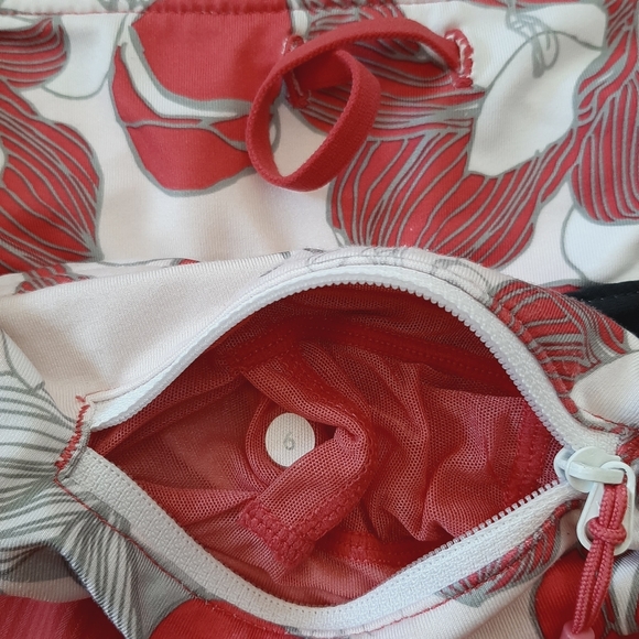 Lululemon Run Peek Short - Picture 3 of 3